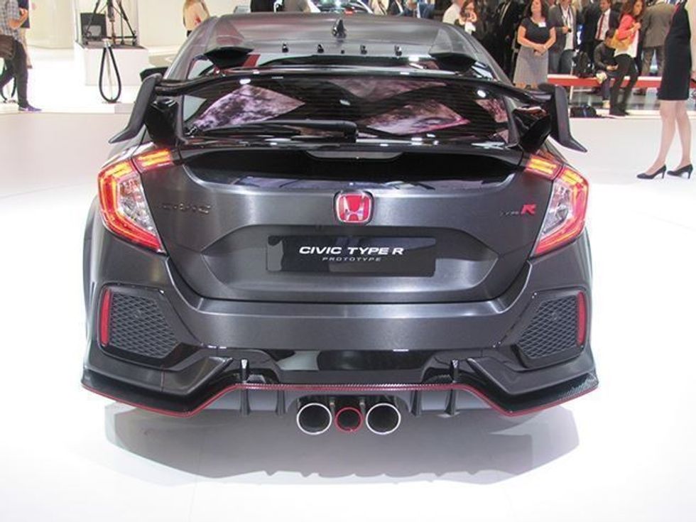 Honda e pakënaqur me rrjedhjen e pamjeve të Civic Type R foto 4