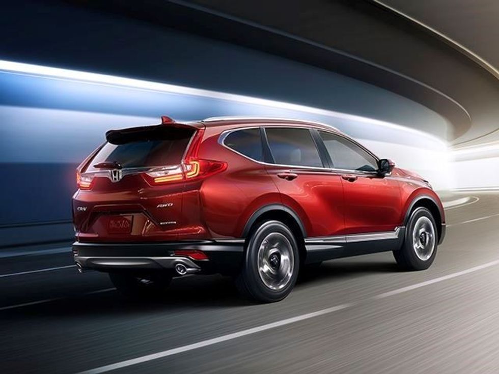 Honda e rifreskon modelin CR V qe lansohet ne vitin 2017 foto 2