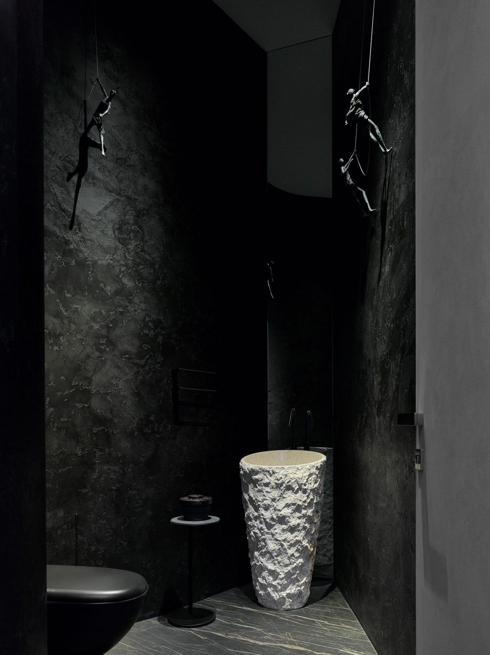 house in the landscape niko arcji scaled