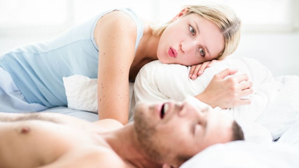 how to sleep next to a snoring partner 136430503962602601 181023175544