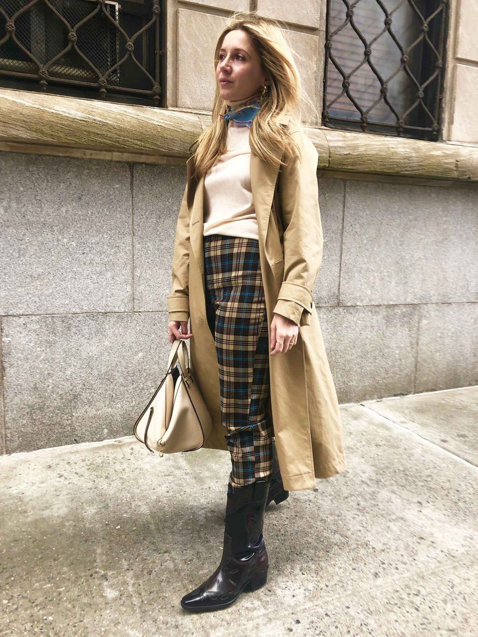 how to wear cowboy boots 1 scaled