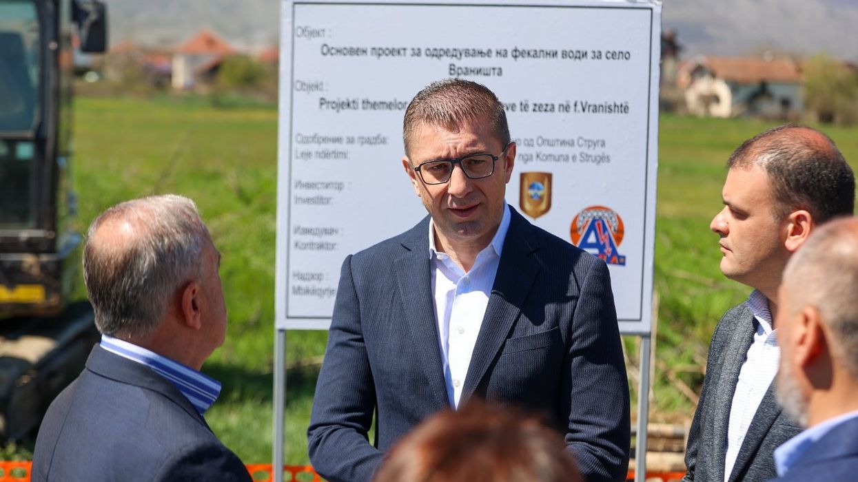 Mickoski: Ndërtimi i Korridorit 8 dhe 10D po zhvillohet sipas dinamikës së parashikuar Mickoski: Ndërtimi i Korridorit 8 dhe 10D po zhvillohet sipas dinamikës së parashikuar
