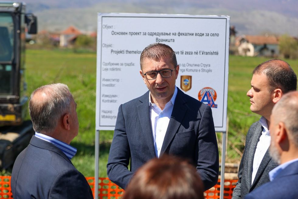 Mickoski: Ndërtimi i Korridorit 8 dhe Korridorit 10D po zhvillohet sipas dinamikës së parashikuar