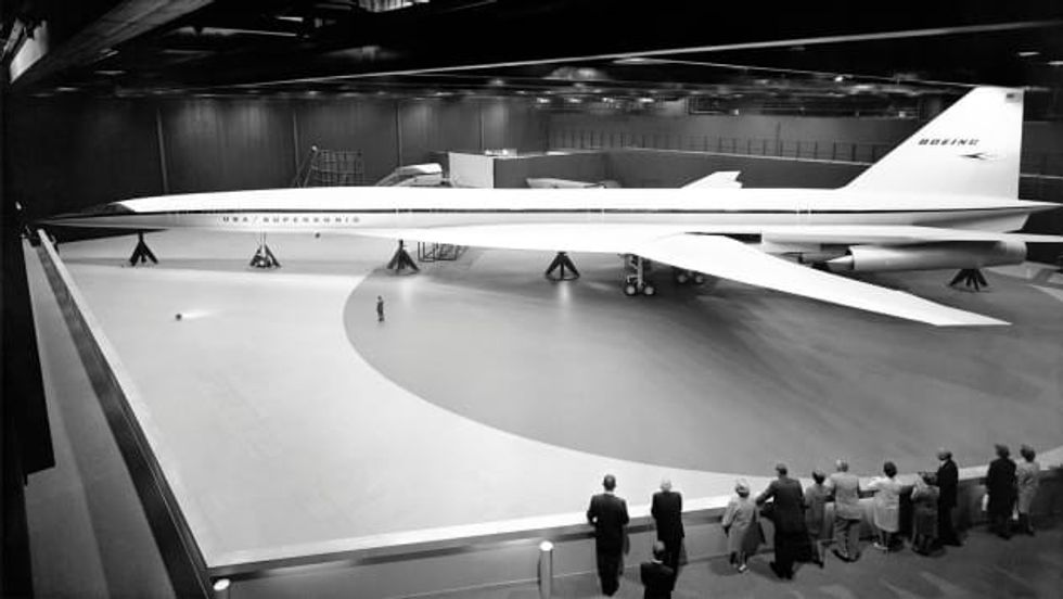 http cdn.cnn .com cnnnext dam assets 171102130602 boeing 2707 sst