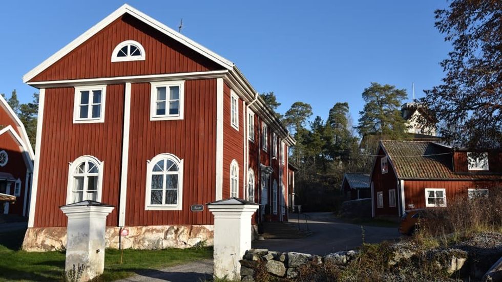 http cdn.cnn .com cnnnext dam assets 200604171221 06 satra brunn