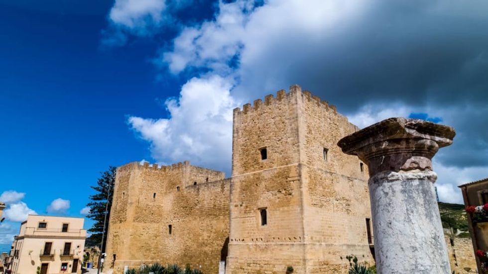 http cdn.cnn .com cnnnext dam assets 201020150007 italian town of salemi sells houses starting at one euro castle view