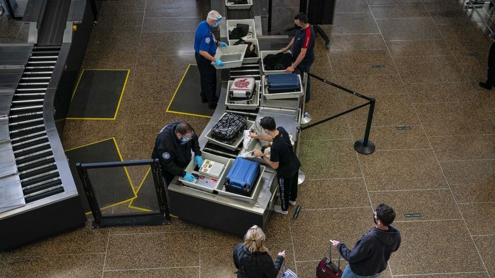 http cdn.cnn .com cnnnext dam assets 201207140147 airport thanksgiving