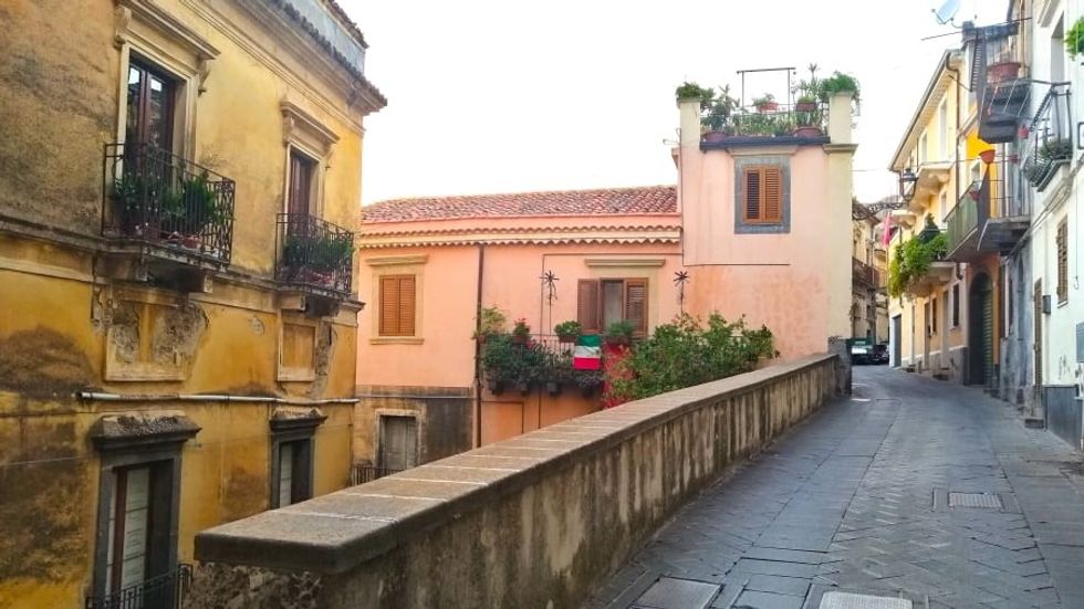 http cdn.cnn .com cnnnext dam assets 210422155556 castiglioni di sicilia 4 4