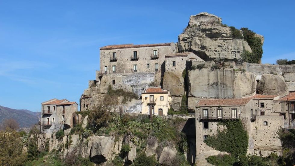 http cdn.cnn .com cnnnext dam assets 210422160102 castiglioni di sicilia 4 9