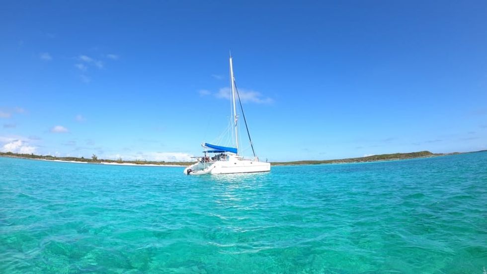 http cdn.cnn .com cnnnext dam assets 210427173052 boat life konstantina bahamas