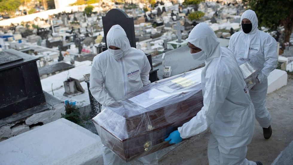 https cdn.cnn .com cnnnext dam assets 200808072601 04 brazil coronavirus