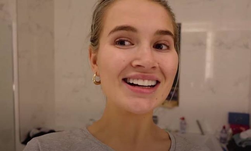 https s3 images.tyla .com s3 content 410275d7605c9a363c3efbe56b123ec2