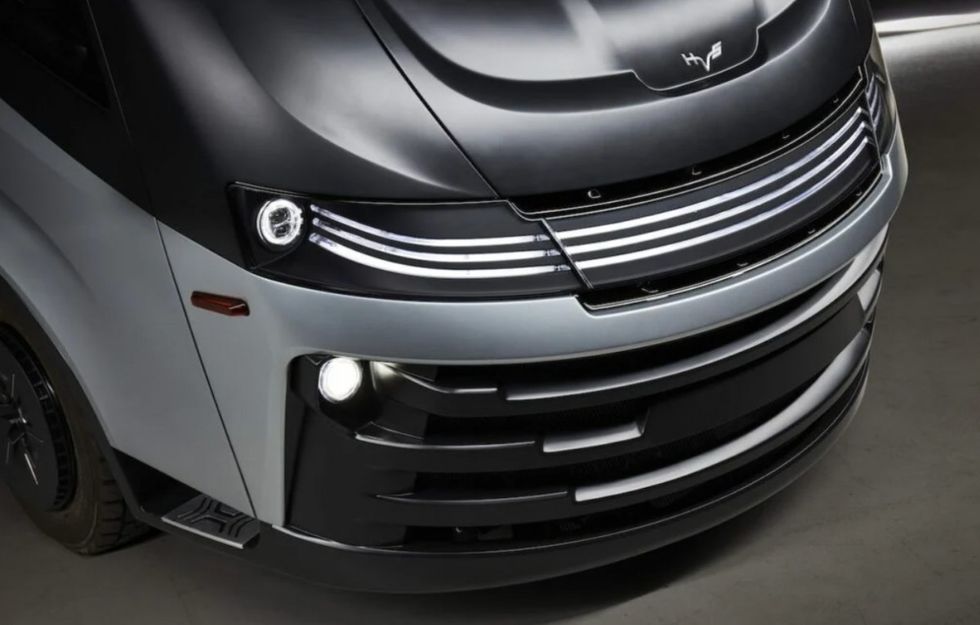 HVS introduces hydrogen-powered truck with 500 km range