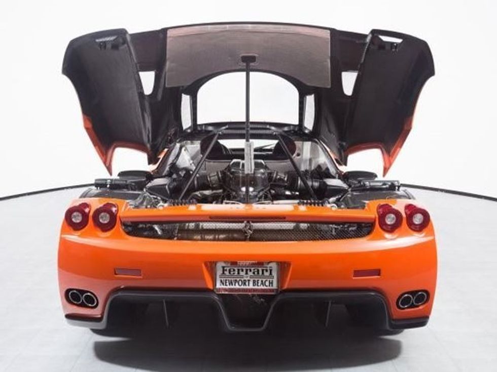 I vetmi model të cilin Ferrari lejoi të lyhet portokalli foto 7