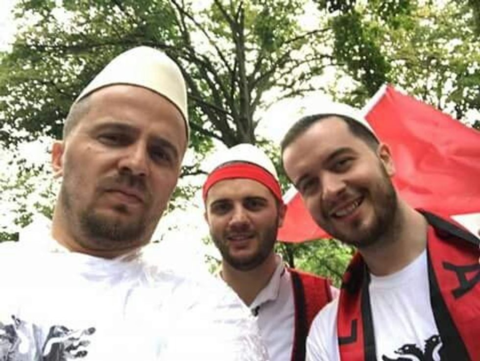 image 0 02 04 e86272e389ce1d314662e6954ad2934cb992842737980e0af46abb65f1c1a9c6 V