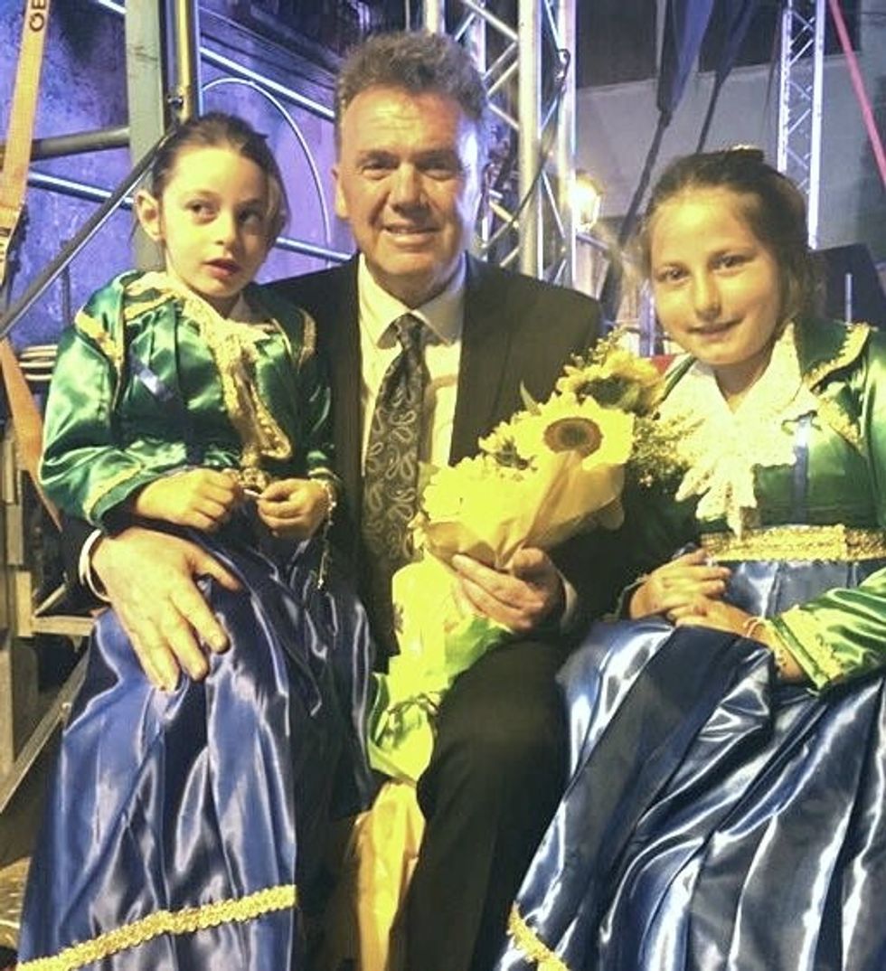 image 0 02 05 45e0ab7db32bd0fef3599dbd19ea8780a5be2cbe047d878dafe7ca34d1005947 V