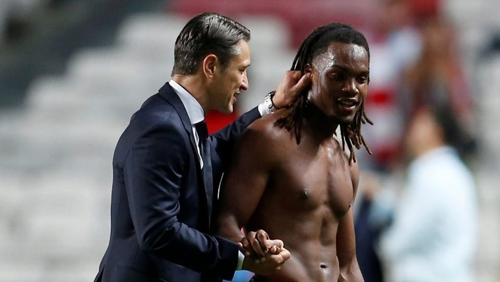 image 1341078 860 poster cequ 1341078