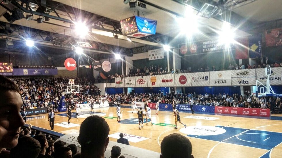 image-8375d798ed43aa800883f63cfdfe7ceed8d4c302143cfcc2f78086e9b71db44c-V