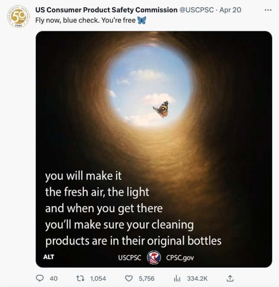 Image for article titled 12 of Twitter's Best Jokes and Memes About Elon Musk's Blue Check Apocalypse