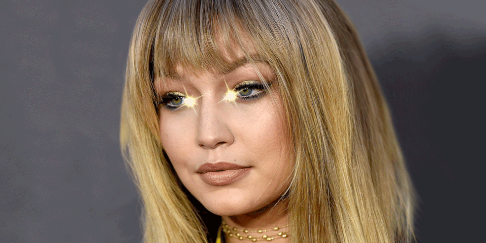 2017/08/landscape-1464214784-mc-052516-gigihadid-index.gif