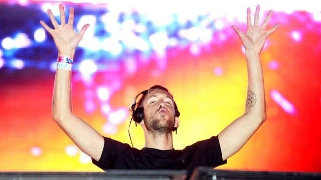2016/01/calvin-harris-vjen-me-ldquo-summer-rdquo_hd.jpg