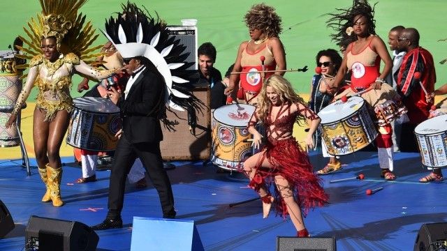 2016/01/shakira-ndezi-atmosfer-euml-n-n-euml-spektaklin-p-euml-rmbyll-euml-s-t-euml-bot-euml-rorit-video_hd.jpg