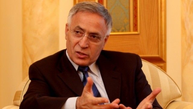 2016/01/krasniqi-e-quan-t-euml-jasht-euml-ligjshme-k-euml-rkes-euml-n-e-pakicave_hd.jpg