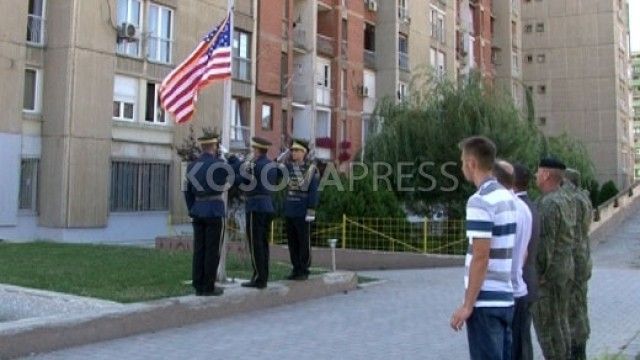 2016/01/ngrit-euml-t-flamuri-amerikan-n-euml-prishtin-euml_hd.jpg