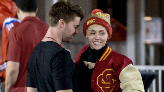 2016/01/miley-dhe-djali-i-schwarzenegger-b-euml-jn-euml-video-seksuale_hd.jpg