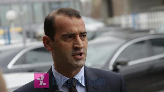 2016/01/haradinaj-mustaf-euml-s-a-po-i-zbaton-ligjet-e-kosov-euml-s-p-euml-r-fsk-n-euml-a-t-euml-dikujt-tjet-euml-r_hd.jpg
