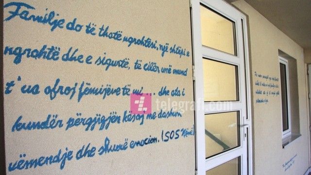 2016/01/ldquo-sos-fshati-i-f-euml-mij-euml-ve-rdquo-t-euml-rritesh-nga-ata-q-euml-nuk-t-euml-lind-euml-n-foto_hd.jpg
