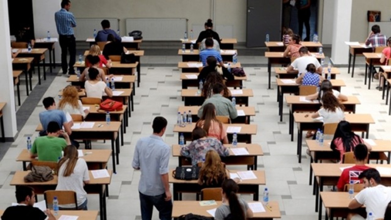 Afati i dytë i maturës shtetërore, maturantët presin rezultatet e provimit