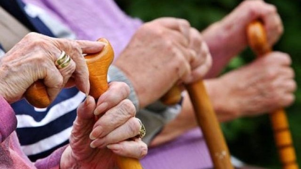 Pensionimi në moshën 72 vjeçare, reagon LSM: Nuk është zgjidhje e duhur për të mbuluar problemet financiare të Fondit Pensional