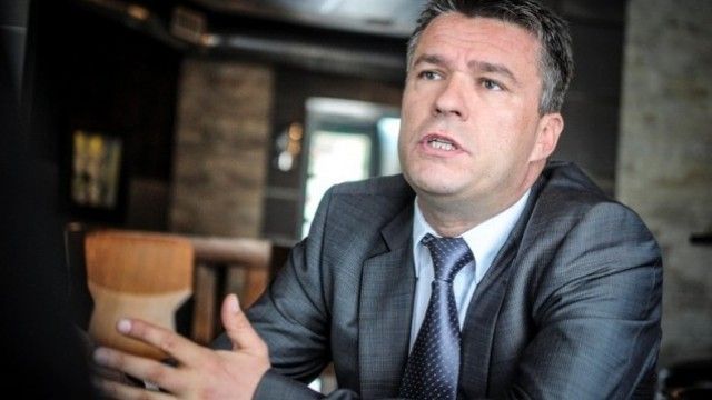 2016/01/demaku-disa-deputet-euml-do-t-euml-votojn-euml-kund-euml-r-speciales_hd.jpg