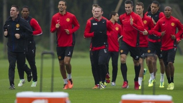 2016/01/van-persie-p-euml-rplaset-me-moyes_hd.jpg