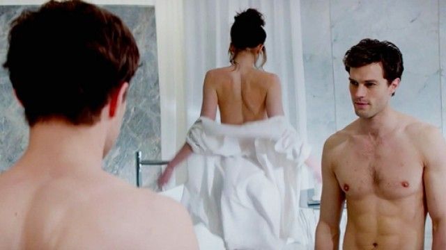 2016/01/p-euml-rdhunim-si-tek-filmi-ku-luan-rita-ora-68-vje-ccedil-ari-hiqej-si-model-seksi_hd.jpg