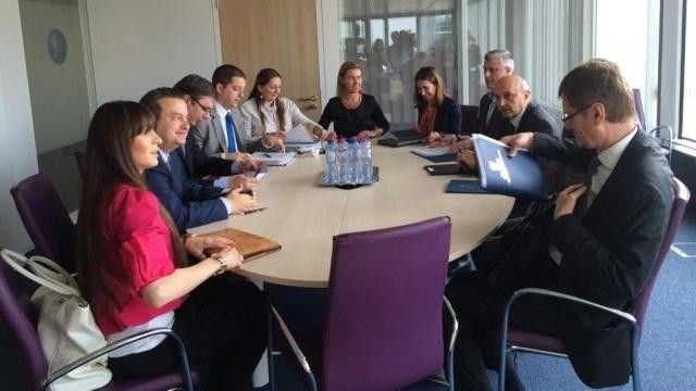 2016/01/brukseli-insiston-p-euml-r-zbatim-t-euml-marr-euml-veshjeve-video_hd.jpg