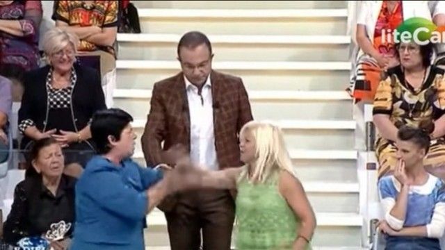 2016/01/konflikti-p-euml-r-pronat-n-euml-vlor-euml-kush-euml-rirat-rrihen-live-n-euml-televizor-video_hd.jpg