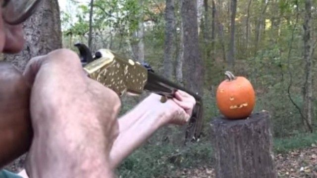 2016/01/shikoni-se-si-e-gdhend-kungullin-e-halloween-it-me-pushk-euml-video_hd.jpg