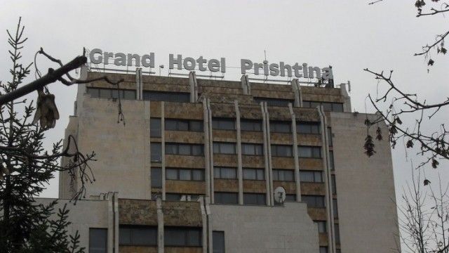 2016/01/hotel-grand-prishtina-nd-euml-r-vendet-m-euml-t-euml-frikshme-n-euml-bot-euml_hd.jpg