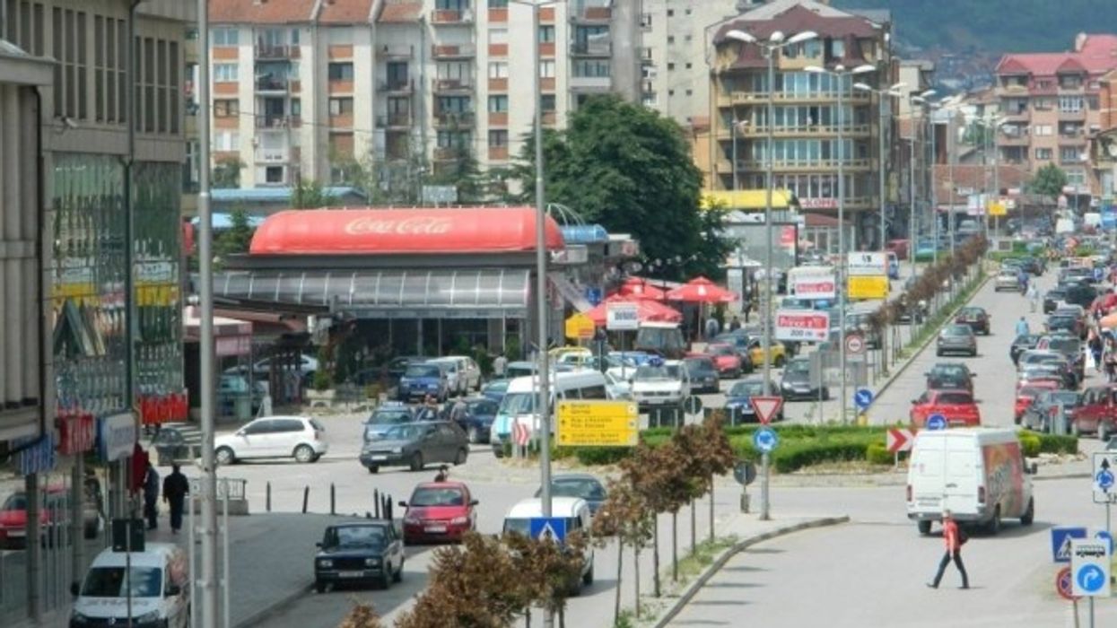 Qytetarët e Tetovës kërkojnë lirimin e hapësirave publike Qytetarët e Tetovës kërkojnë lirimin e hapësirave publike