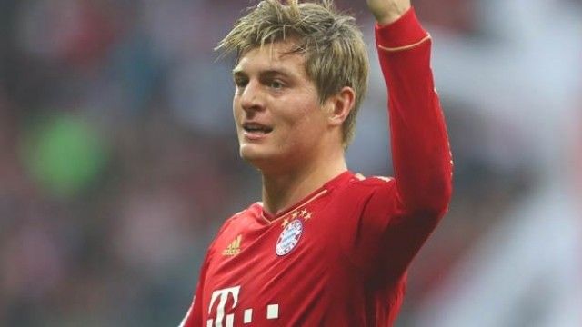 2016/01/kroos-united-gjith-ccedil-ka-euml-sht-euml-e-mundur_hd.jpg