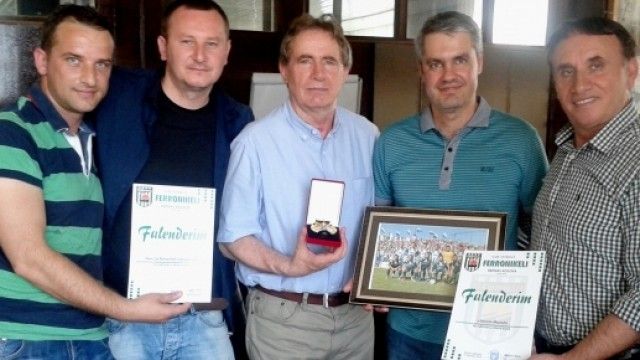 2016/01/kf-ferronikeli-nderon-me-medalje-dhe-me-mir-euml-njohje-newco-ferronikelin_hd.jpg