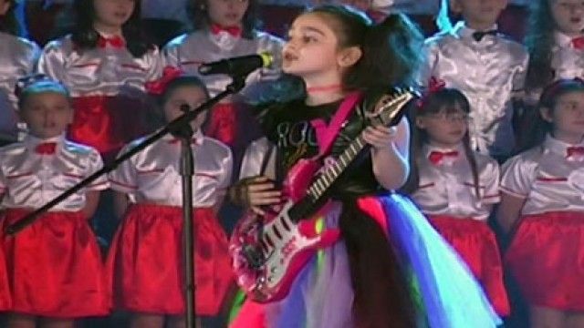 2016/01/n-euml-shkod-euml-r-ka-nisur-festivali-mbar-euml-komb-euml-tar-i-k-euml-ng-euml-s-p-euml-r-f-euml-mij-euml_hd.jpg