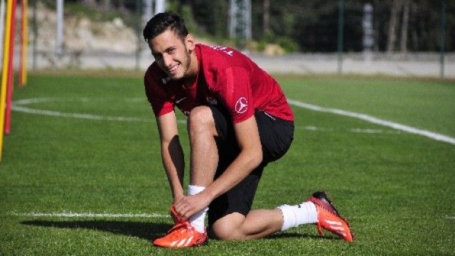 2016/01/ylli-i-turqis-euml-ccedil-alhanoglu-flet-shqip_hd.jpg
