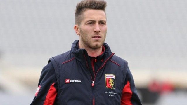 2016/01/bertolacci-dhe-falque-pran-euml-rom-euml-s_hd.jpg