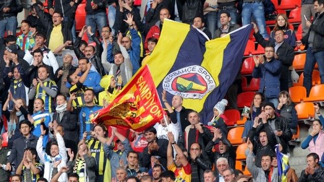 2016/01/tifoz-euml-t-kosovar-n-euml-derbin-m-euml-t-euml-madh-turk-foto_hd.jpg