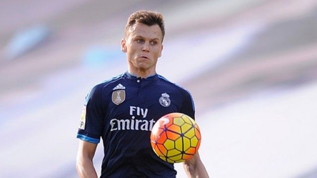 2016/01/liverpool-mendon-p-euml-r-cheryshev_hd.jpg