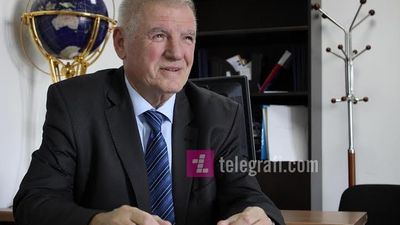 2016/01/nazmi-mustafa-02.jpg
