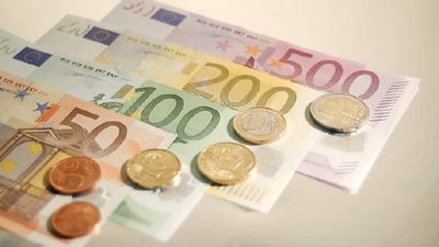 2016/01/Euro_ndryshe.jpg